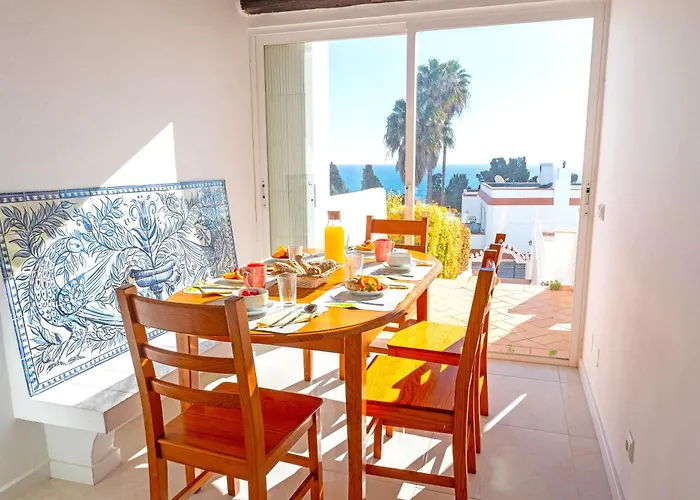 Turtle By Algarve Vacation Villa *